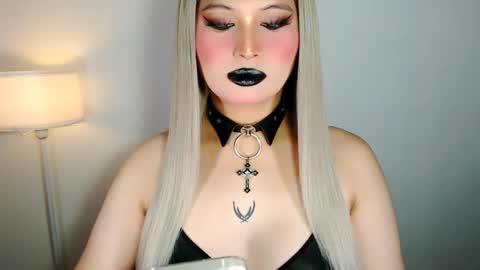 Audrey online show from 03.27.26