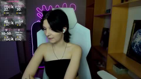 Audrey online show from 11.02.25