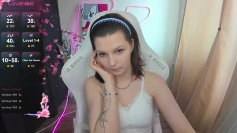 Audrey online show from 04.05.26