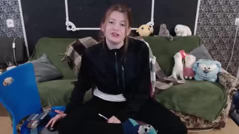 Verona nika online show from 10.19.25