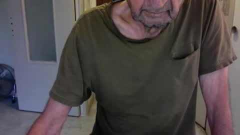 Snapshot of auguste688483 chatting on 05.05.26 auguste688483 online show from 05.05.26