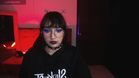 aura_cute_ online show from 06.14.26