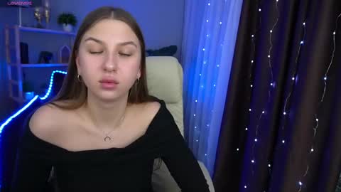 Snapshot of aureliabliss_ chatting on 01.21.25 Nikol online show from 01.21.25