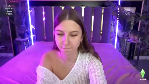 Snapshot of aureliabliss_ chatting on 11.12.25 Nikol online show from 11.12.25