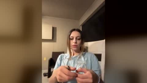 Snapshot of aureliatasty chatting on 05.31.26 aureliatasty online show from 05.31.26