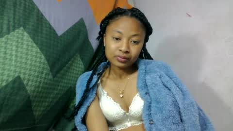 Snapshot of aurelie08 chatting on 06.29.26 aurelie08 online show from 06.29.26