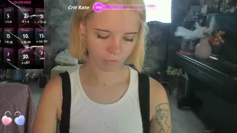 Snapshot of aurora__cute chatting on 07.04.26 Auroraa Cute online show from 07.04.26