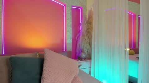 Aurora online show from 12.10.24