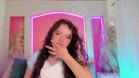 Aurora online show from 01.20.25