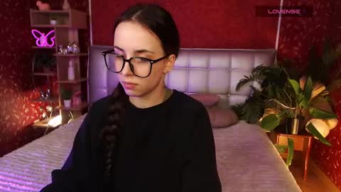 Aurora online show from 02.15.25