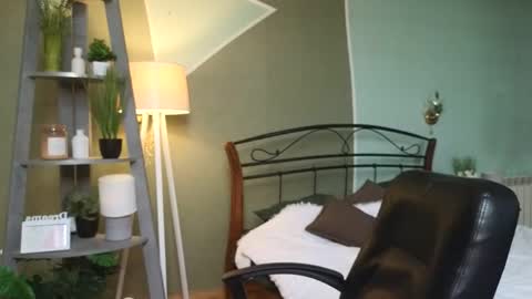 Aurora online show from 03.05.25