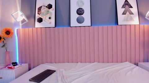 Aurora online show from 03.19.26