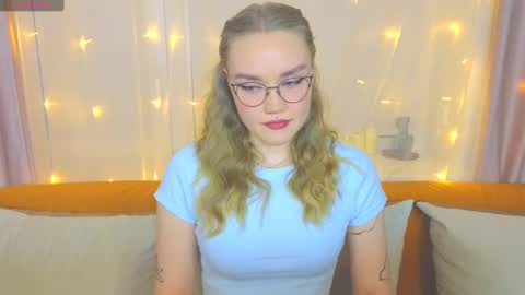 Kate online show from 02.25.25