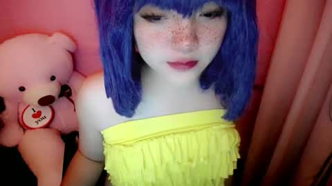 cute online show from 05.11.26