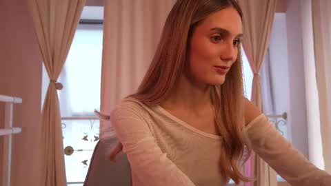 Aurora online show from 09.21.25