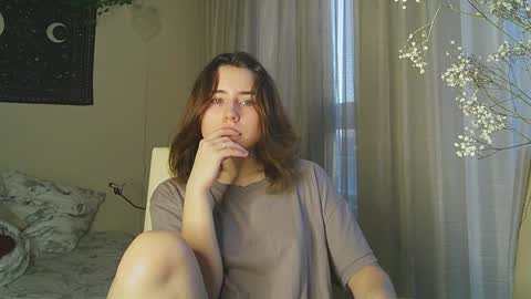 Snapshot of aurora_worker chatting on 02.25.25 Aurora online show from 02.25.25