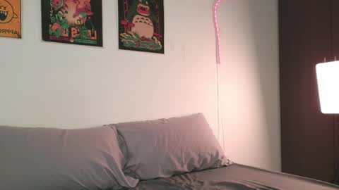 Aurora online show from 04.10.26