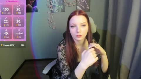 Snapshot of aurorakanie chatting on 04.11.26 aurorakanie online show from 04.11.26