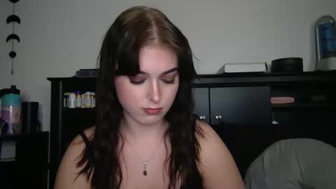 auroralightz1 online show from 10.10.25