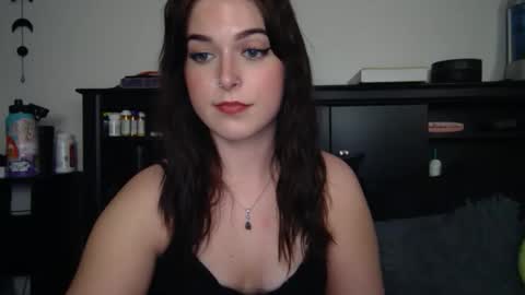 auroralightz1 online show from 10.16.25