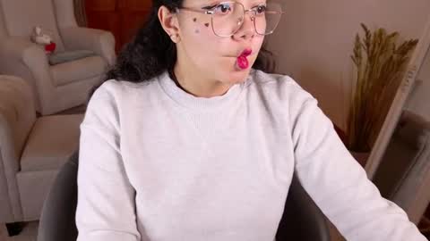 Aurora online show from 11.09.25