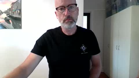 aussiemaninmelbourne online show from 04.13.26