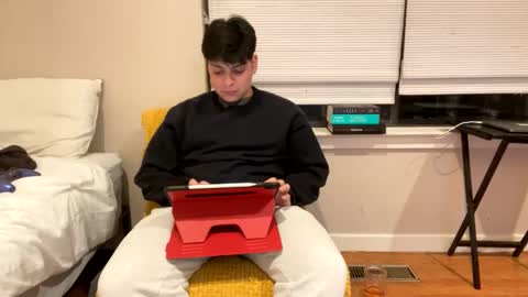 HarrisonGeorge online show from 03.04.25