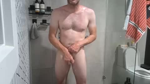 Snapshot of aussieweapon chatting on 01.03.25 Nick online show from 01.03.25