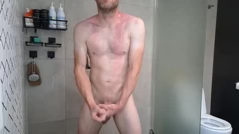 Snapshot of aussieweapon chatting on 10.12.25 Nick online show from 10.12.25