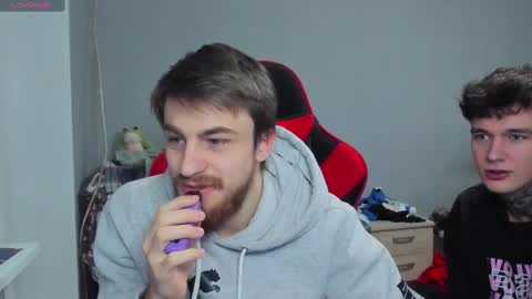 Snapshot of austen_milker chatting on 12.11.24 Austen online show from 12.11.24