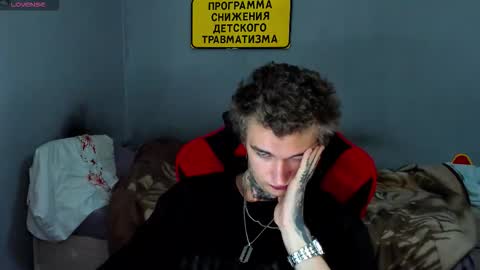 Snapshot of austen_milker chatting on 09.16.25 Austen online show from 09.16.25