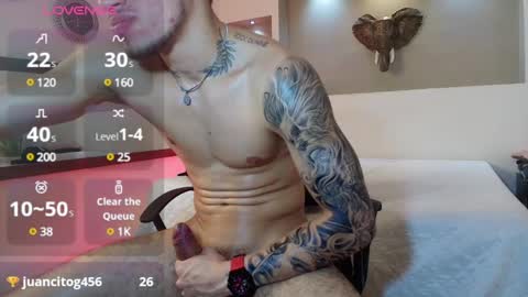 Snapshot of austin_collinss chatting on 01.18.25 AUSTIN online show from 01.18.25