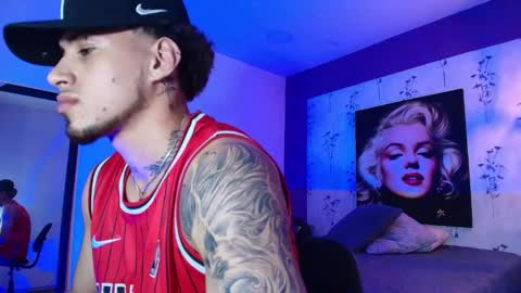 Snapshot of austin_collinss chatting on 03.04.25 AUSTIN online show from 03.04.25