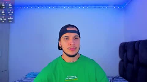 A online show from 01.04.25