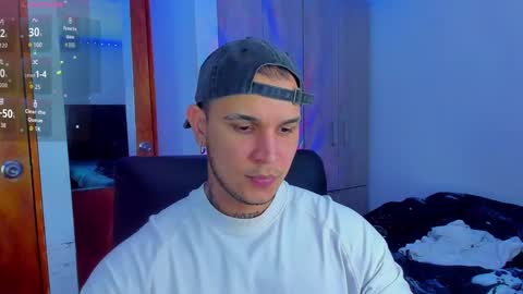 A online show from 09.09.25