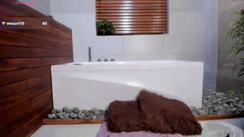 Austin  online show from 10.05.25