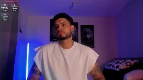 AustinTorres  online show from 10.10.25