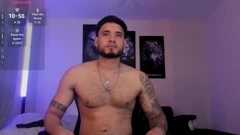 AustinTorres  online show from 11.18.25