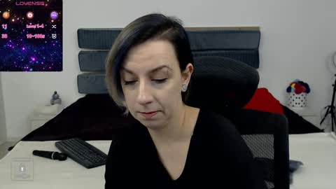 AutumnOpal online show from 12.22.24