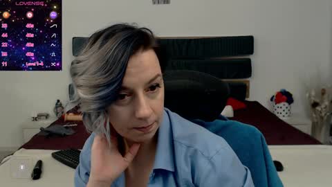 AutumnOpal online show from 01.11.25