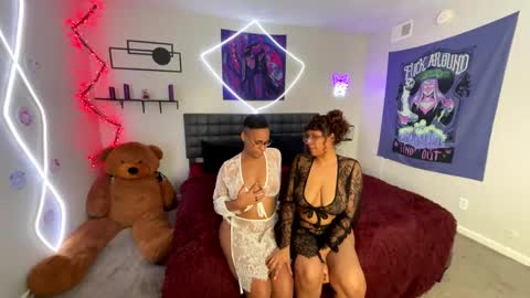 Snapshot of autumnxxjordan33 chatting on 11.21.25 Autumn Jordan online show from 11.21.25