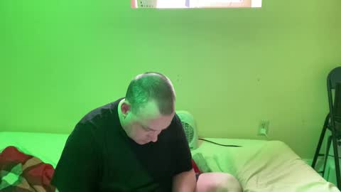 Auz online show from 12.20.25