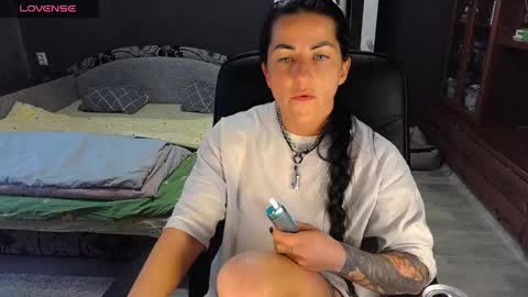 Ava online show from 04.14.26