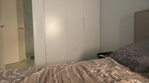 Ava  online show from 11.01.25