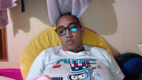 Snapshot of ava_f0xy chatting on 04.12.26 Ava Jordana online show from 04.12.26