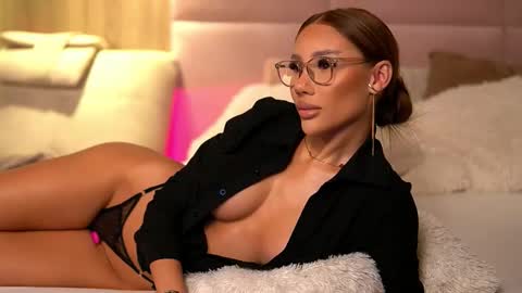 Ava online show from 11.17.25