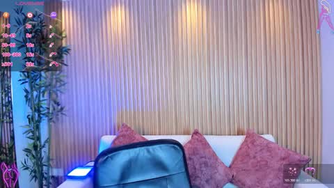 Snapshot of ava_milller chatting on 11.25.25 Ava- Megan - Every day from 530 to 200 pm COL online show from 11.25.25