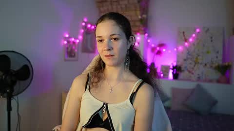 ava taylor18 online show from 12.17.24