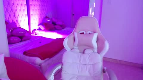 AVA online show from 02.12.26