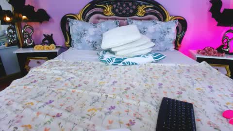 avaaaddamss online show from 10.29.25